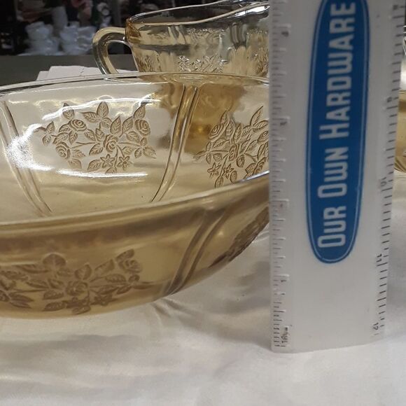 3 pc. Federal Yellow Depression Glass Serving BowlsSharon Cabbage Rose & pitcher - Picture 5 of 11